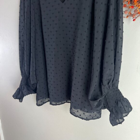 Vince Camuto Women's Clip-Dot Smocked-Cuff Top Xtra Small XS Rich Black - Picture 4 of 10